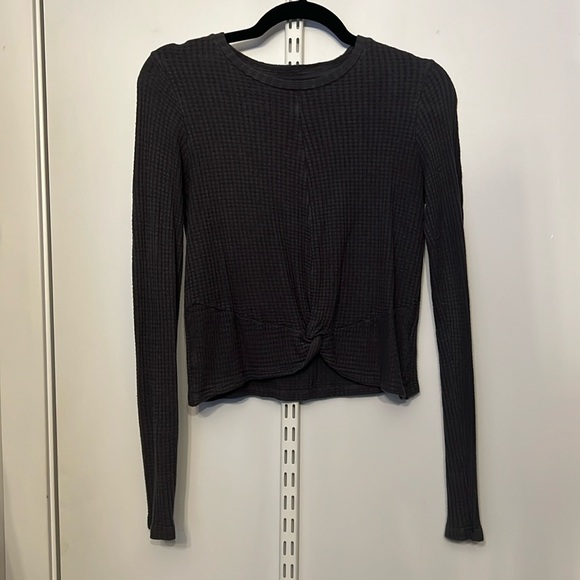 TopShop Long Sleeve Waffle Print Cropped Shirt - Picture 1 of 3